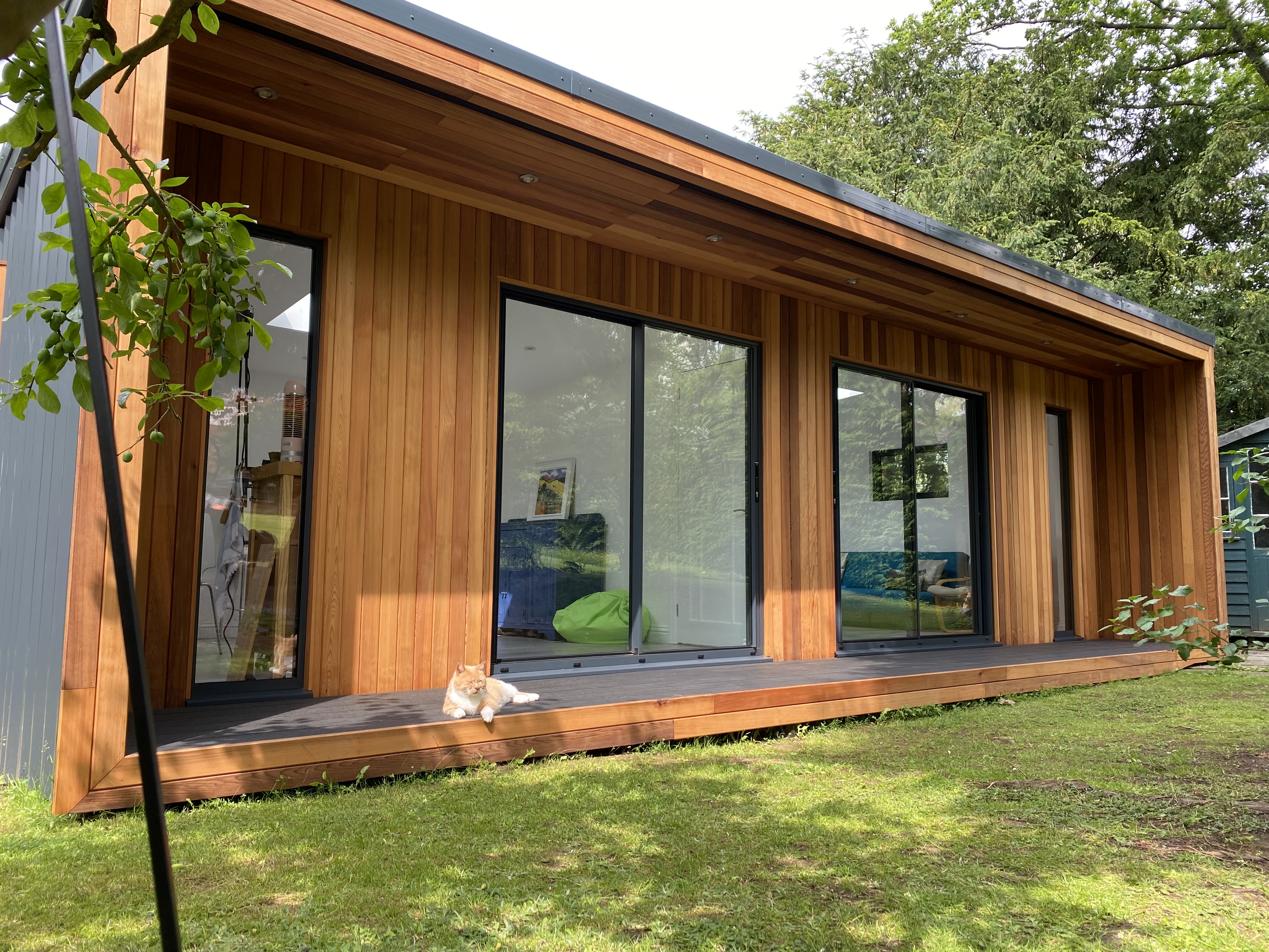 garden studio in tadworth surrey