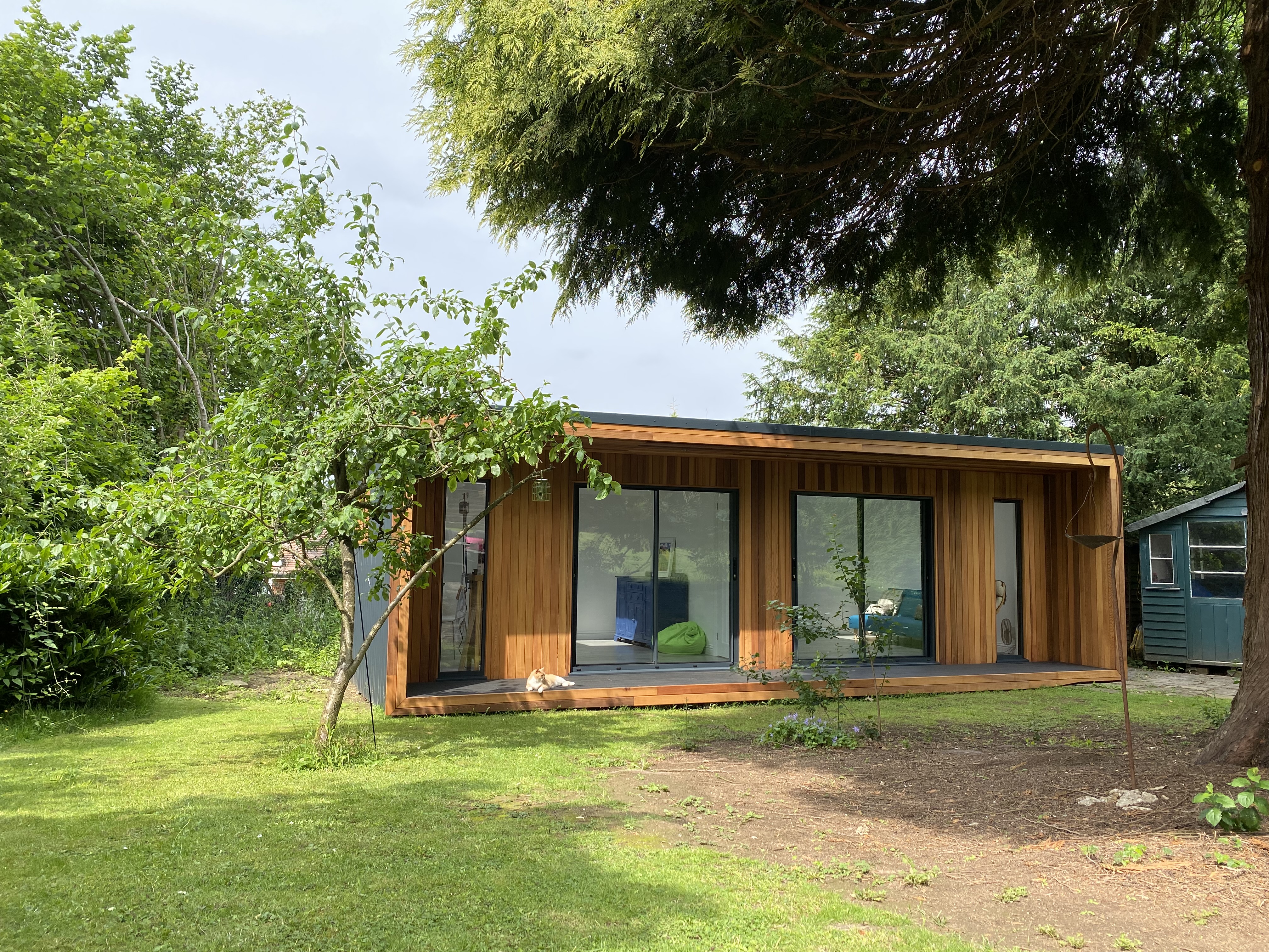 garden studio in tadworth surrey