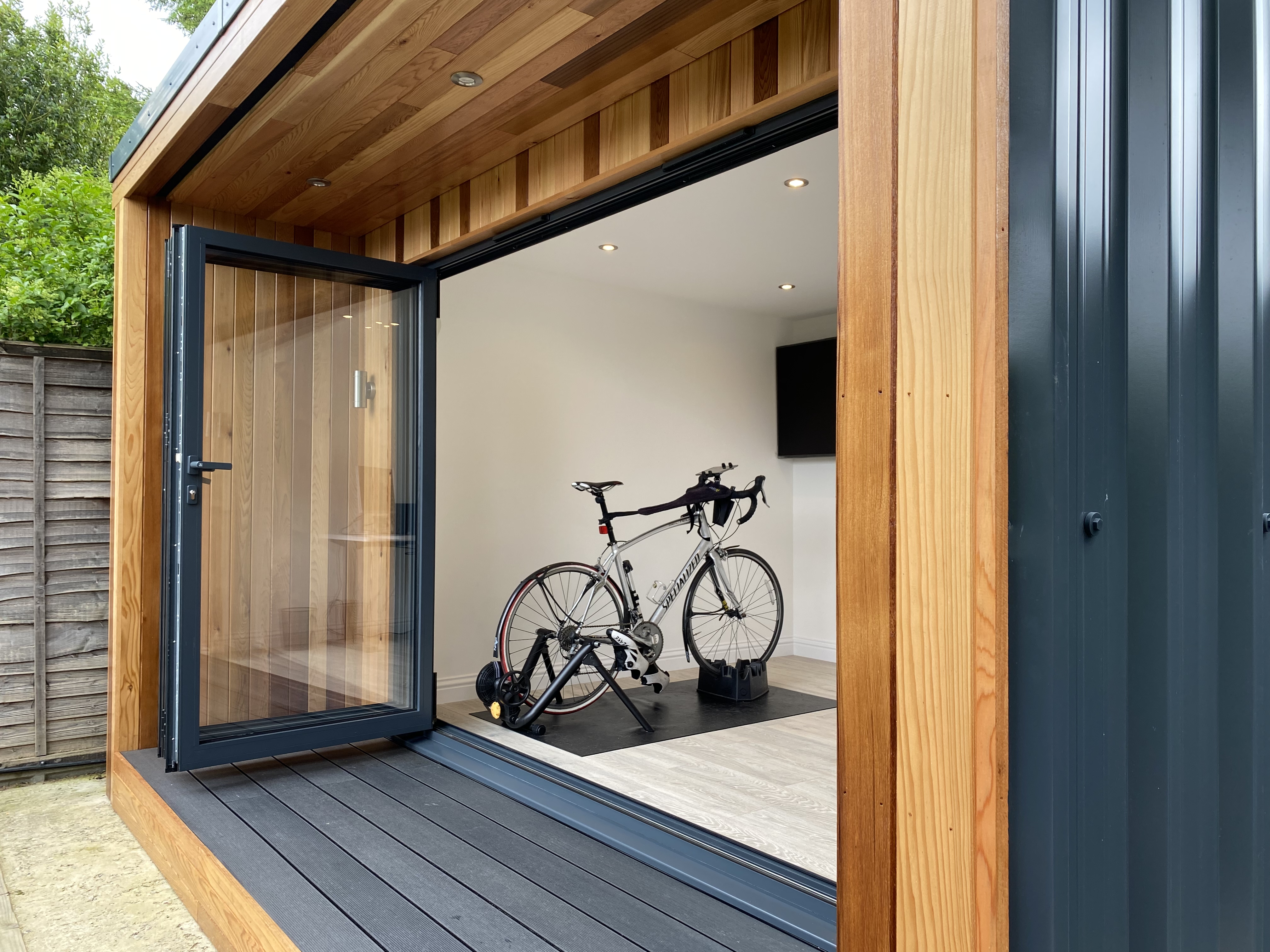 hoem office garden studio banstead
