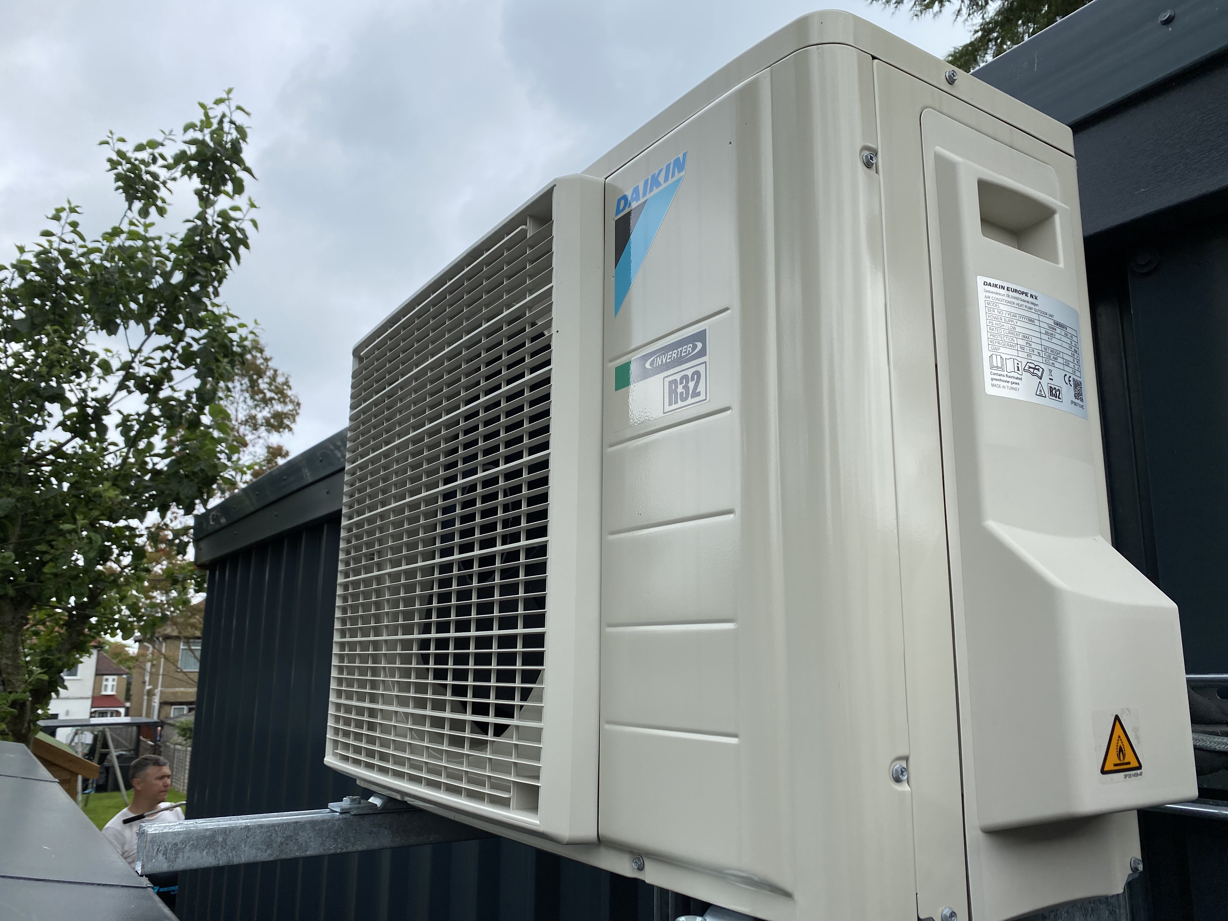 daikin air conditioning unit on garden room in banstead