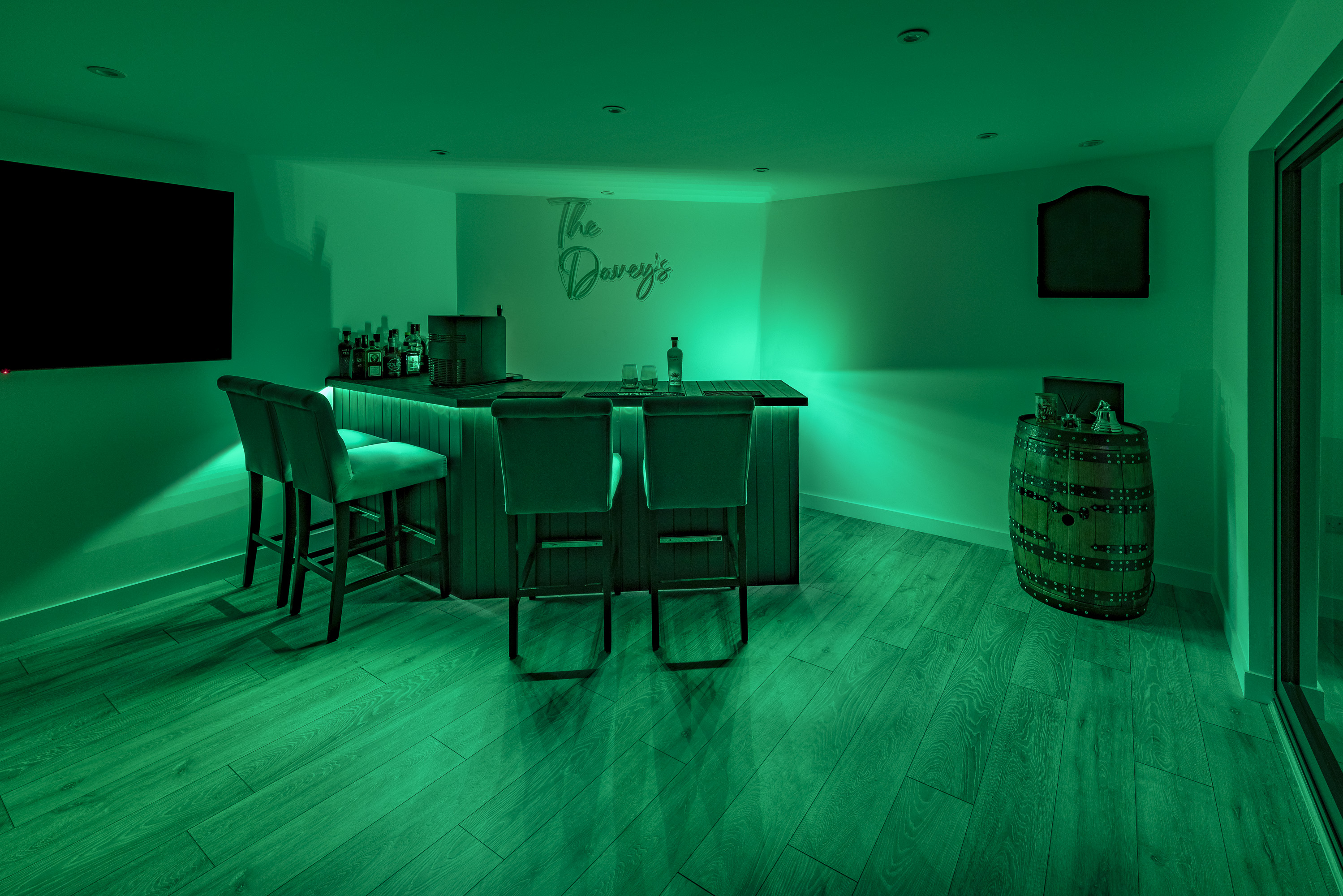 Garden Studio Bar variable lighting colour bottle green
