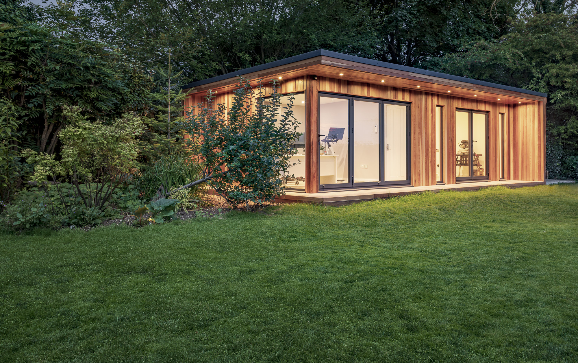 Owl Garden Studios Home Office Red Cedar Tadworth