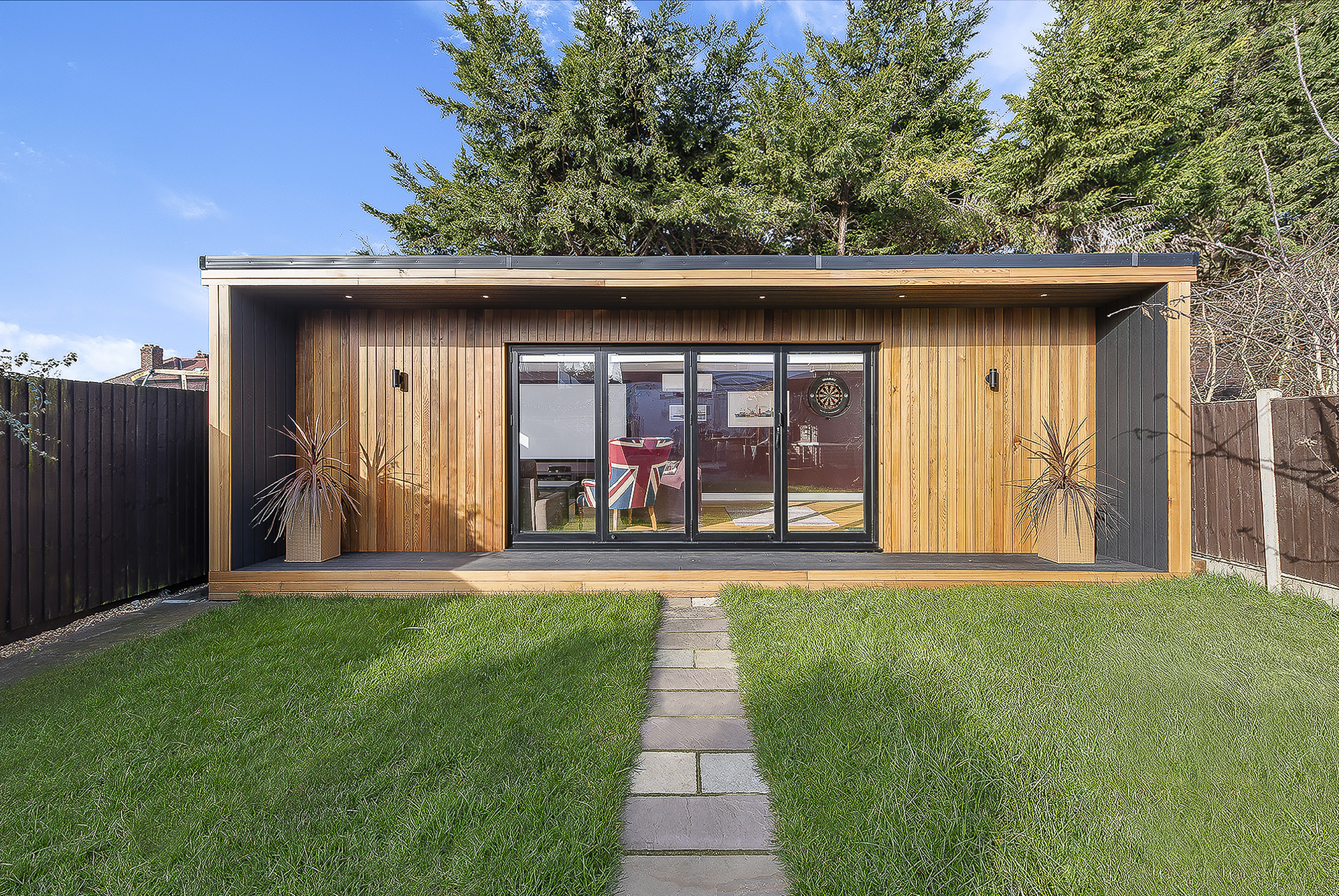 Garden studio games room and peloton in stoneleigh blinds open1